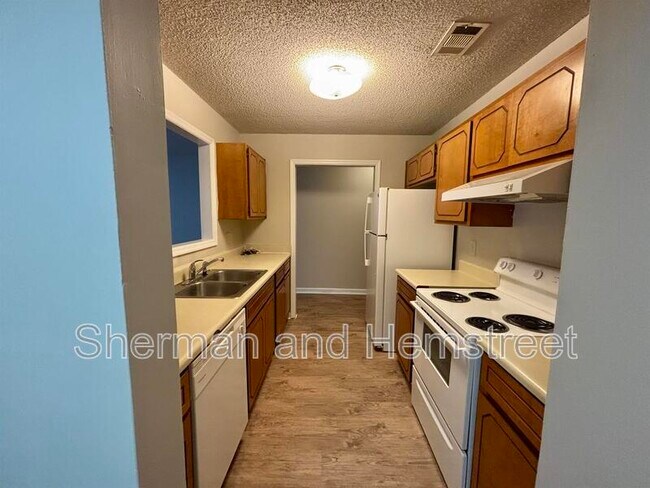 Photo - 104 Commons Dr Unit 104