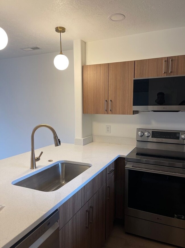 Photo - 2 Bedroom/1 Bathroom Condo in Midvale Unidad 20