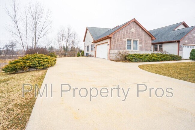 Photo - 8962 S Cordgrass Cir E