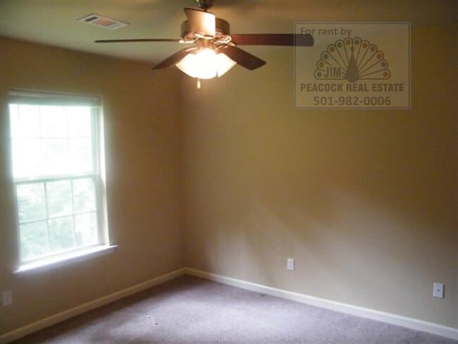 Photo - 220 Natalie Ln