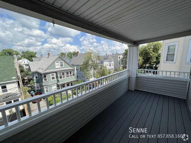 Building Photo - Spacious 4-Bed, 2-Bath in Somerville – Ava... Unit 4 Rental