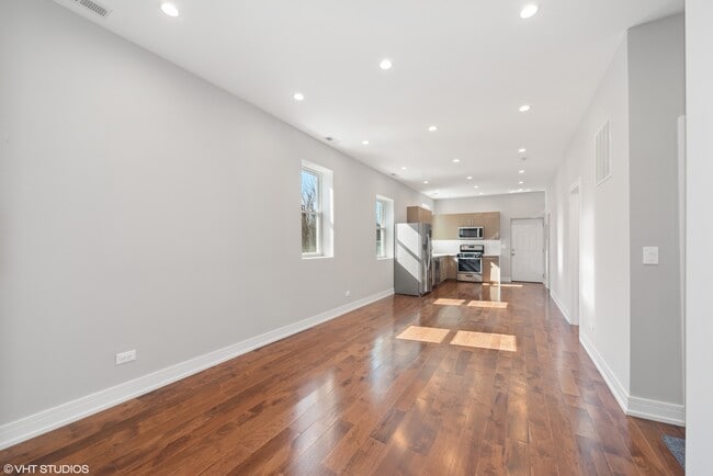 Photo - 2510 S Sacramento Ave Unit 2