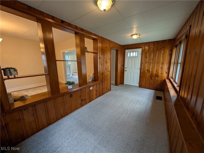 Building Photo - 486 Needham Ave Rental