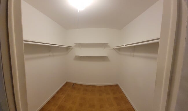 Photo - 8901 N Western Ave Unidad 407