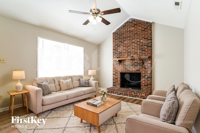 Photo - 814 Dewey St