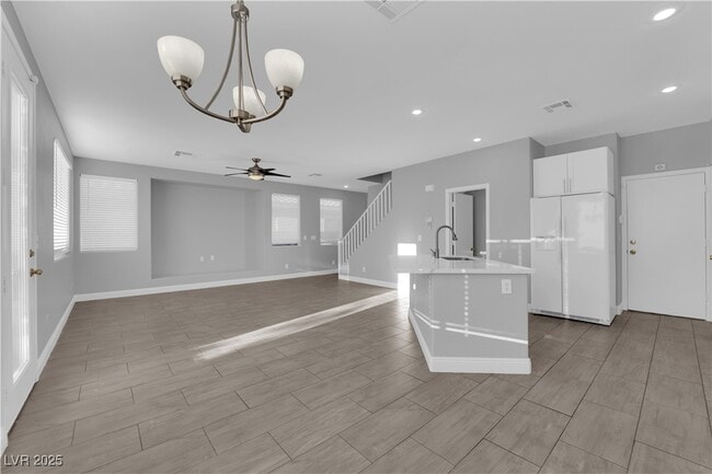 Photo - 67 Dogwood Hills St