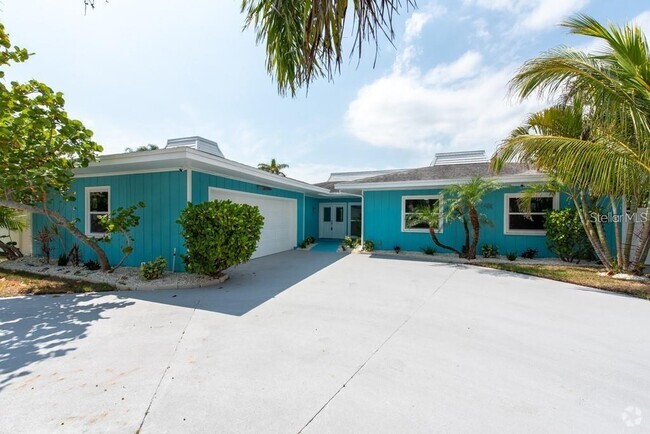 Building Photo - 4643 Bay Crest Dr Rental