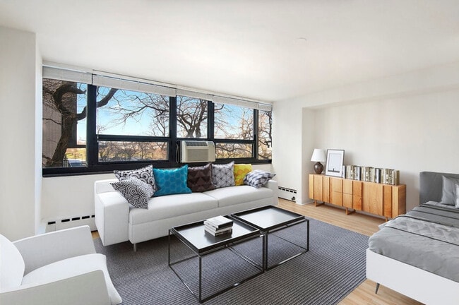 STUD Living Area