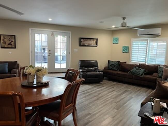 Photo - 874 Ringdahl Cir