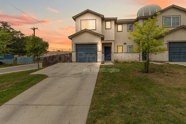 Photo - 11103 Belair Dr