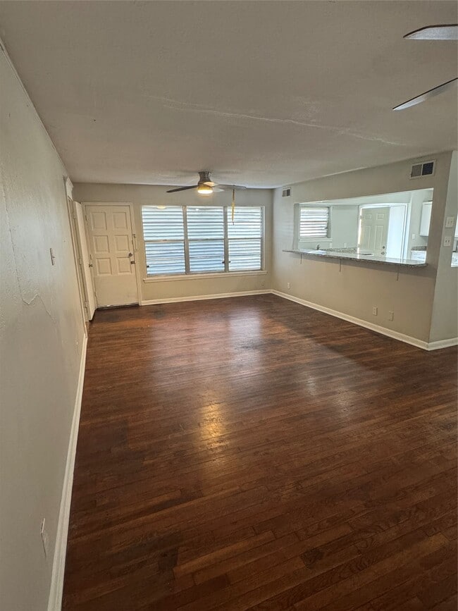 Photo - 2522 Jackson