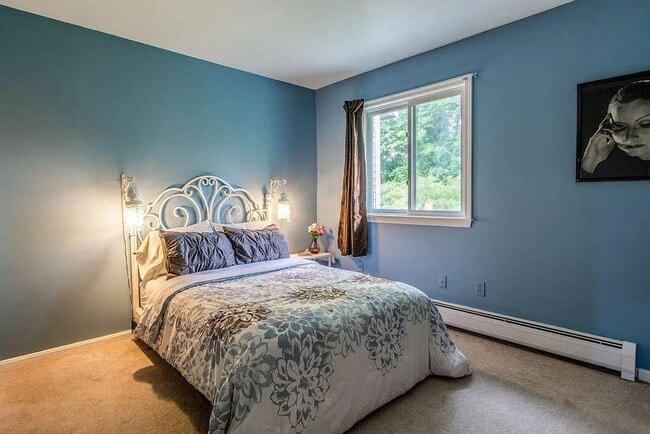 Photo - Townhouse for Rent – South Burlington, VT