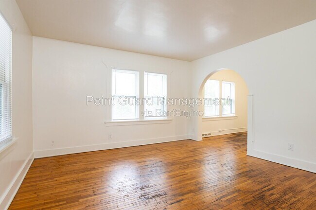 557 Chautauqua
