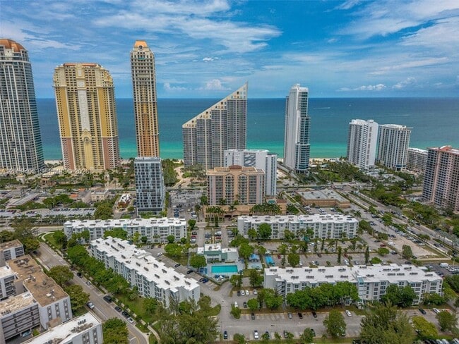 Photo - 17570 Atlantic Blvd Unit 210