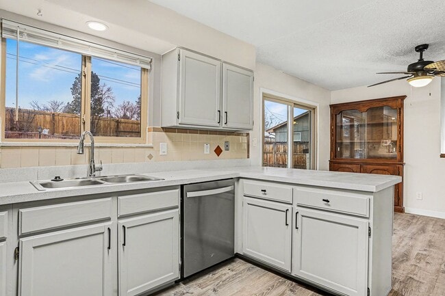 Photo - Renovated Duplex Available in Arvada!