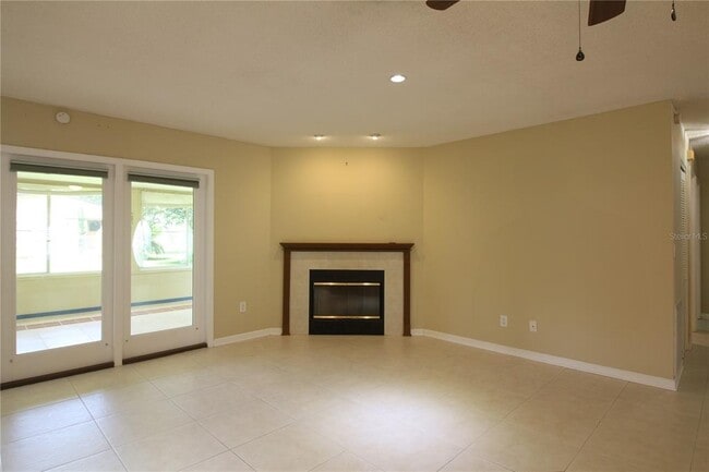 Photo - 1311 Glenview Ln