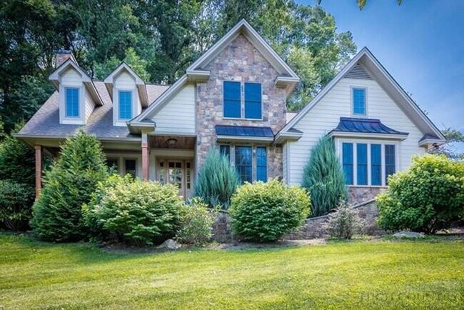 Photo - 103 Black Point Dr