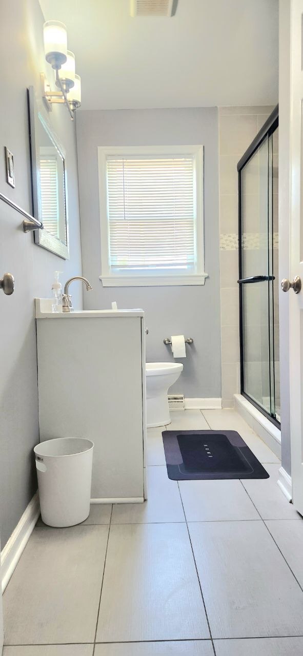 Photo - 948 White Oak Dr