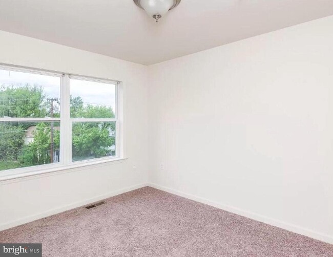 Photo - 5235 Crowson Ave