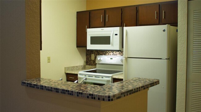 Photo - 2861 N Oakland Forest Dr Unit 307