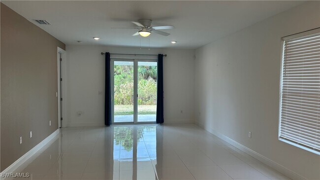 Photo - 5901 Rita Ave N