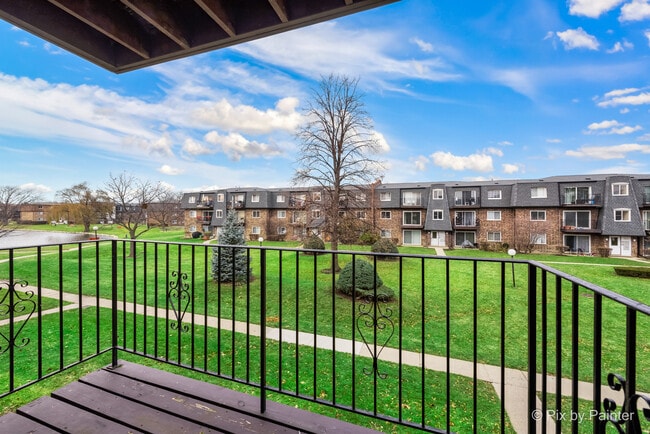 Photo - 9407 Bay Colony Dr Unit 2W