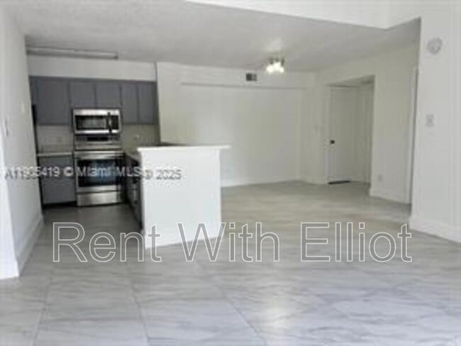 Photo - 610 S Park Rd