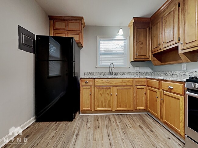 Photo - 2405 Longleaf Dr
