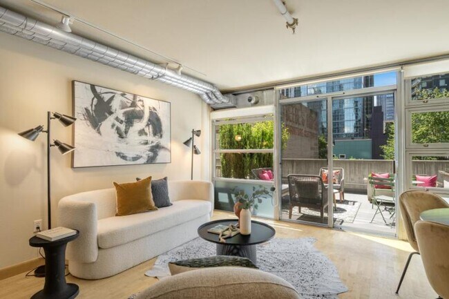 Building Photo - 1 bedroom in Seattle WA 98121 Unit 208 Rental