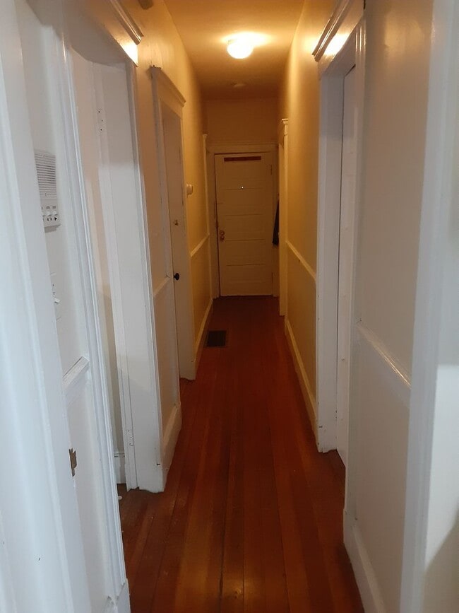 Photo - 102 Line St Unidad 2