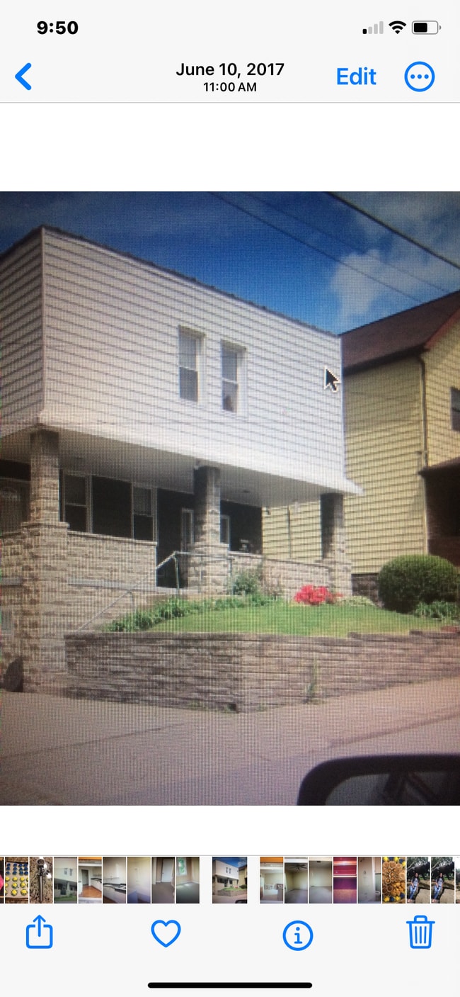 Front of house - 805 Flemington St Unit 2