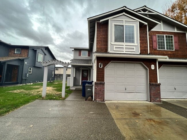 Photo - 400 River Ave Unidad A