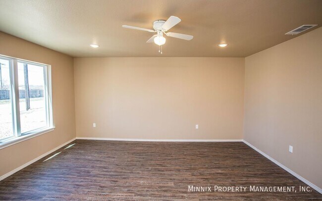 Photo - 2616 N Avenue P