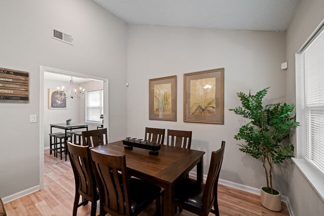 Photo - 2523 Village Oak Dr.