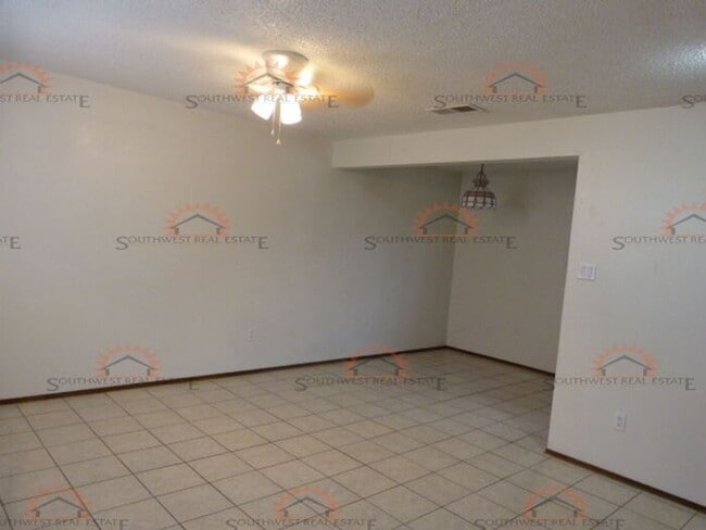 Photo - Spacious 2 bedroom 1 bath with a fireplace!