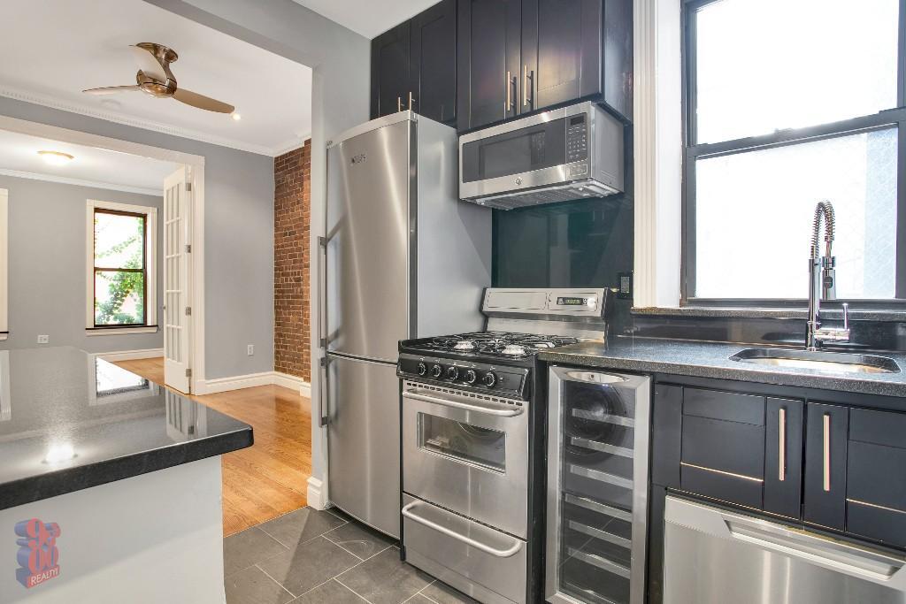 722 Tenth Ave (49th & 50th), #2A - 722 Tenth Ave (49th & 50th), #2A