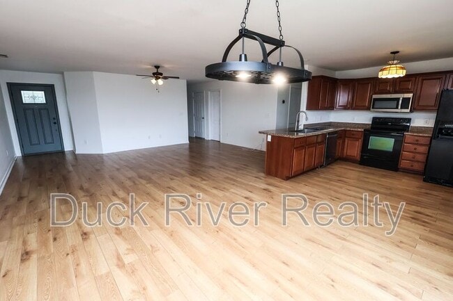 2207 Carpenter Bee Dr