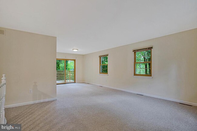 Photo - 607 Ridge Dr
