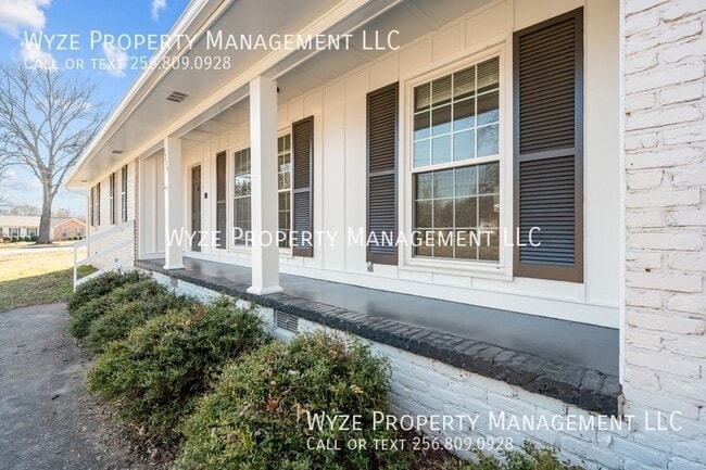 Photo - 2209 Rothmore Dr SW