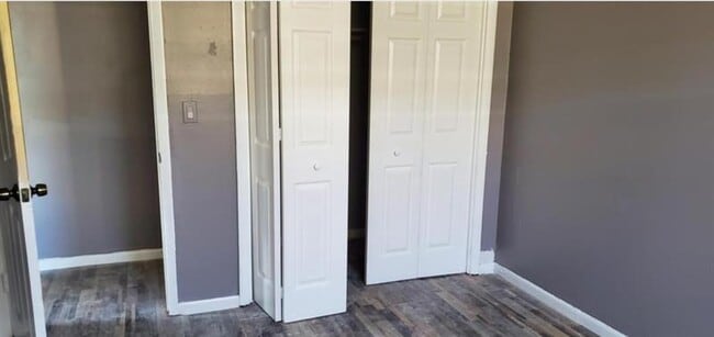Photo - 143 W 17th St