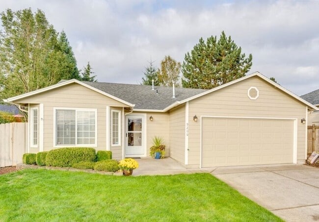 Building Photo - 9206 NE 132nd Ave Rental
