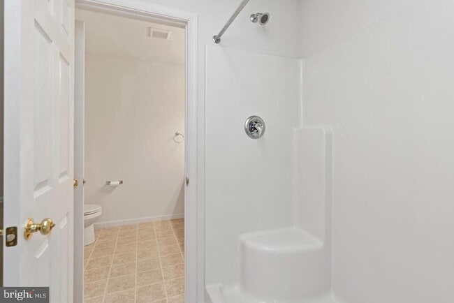 Building Photo - 6362 Mercury Dr Rental