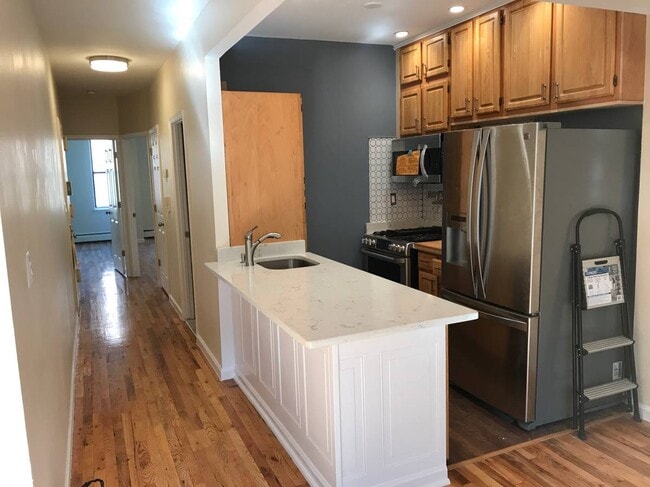 Photo - 507 W 173rd St Unit Great 2br Apt near train