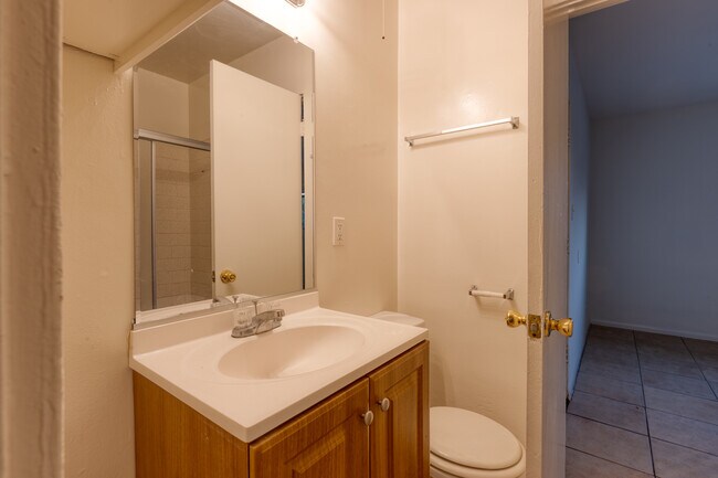 Photo - 15741 Blaine Ave Unit 21