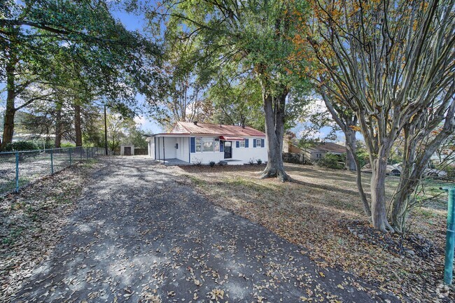 Building Photo - Cute Ranch with single carport Rental