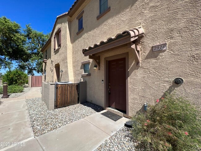 Building Photo - 2910 E Dunbar Dr Rental
