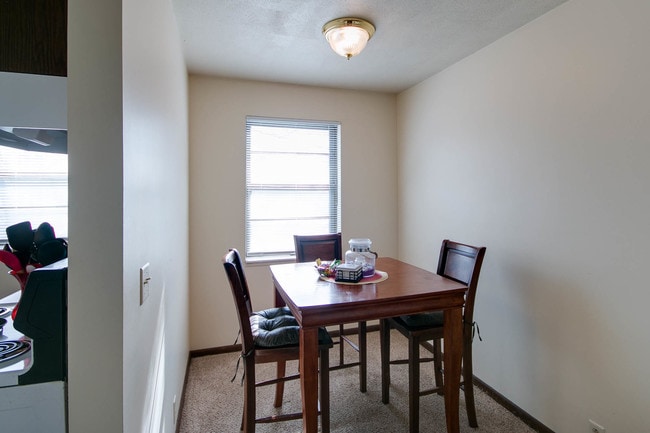 Photo - 1417-1419 Leavenworth Street