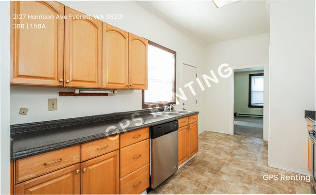 Photo - 2127 Harrison Ave