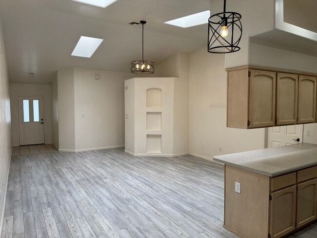 Photo - 11377 S Kingman Ave
