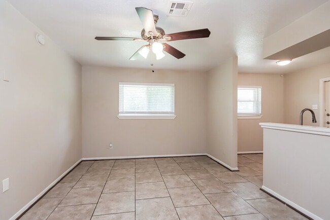 Photo - 14234 Juliedale Dr